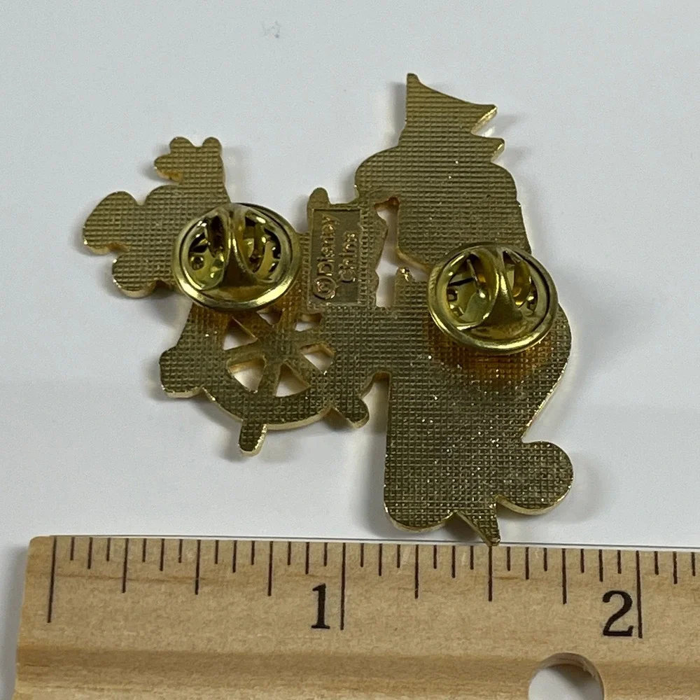 Limited Edition 5000 Disney Magic Cruise Wonder Pin Steamboat Mickey Vintage